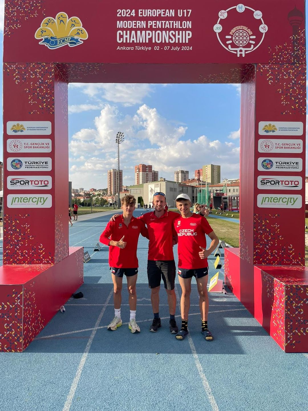 Jakub Samiec 5.místo na mistrovství Evropy U17. Alex Novotný 19. Blahopřejeme!!!